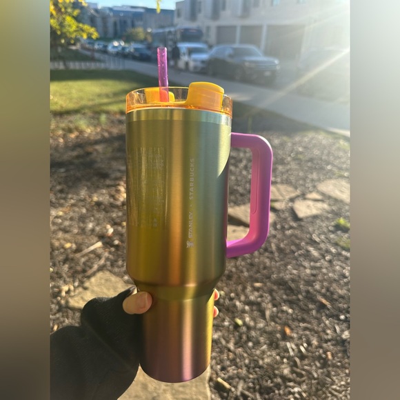 Starbucks Stanley Fall Sunrise 2024 Collab 40 oz. Tumbler Pink Yellow NEW - Picture 3 of 12